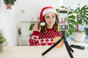 How to Make a Happy Christmas Promotional Video Online
