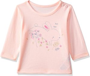 T-Shirts for Girls: Stay Stylish with the Latest Designs in Pakistan