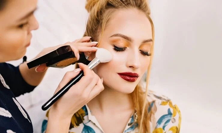 Common makeup tips for beginners